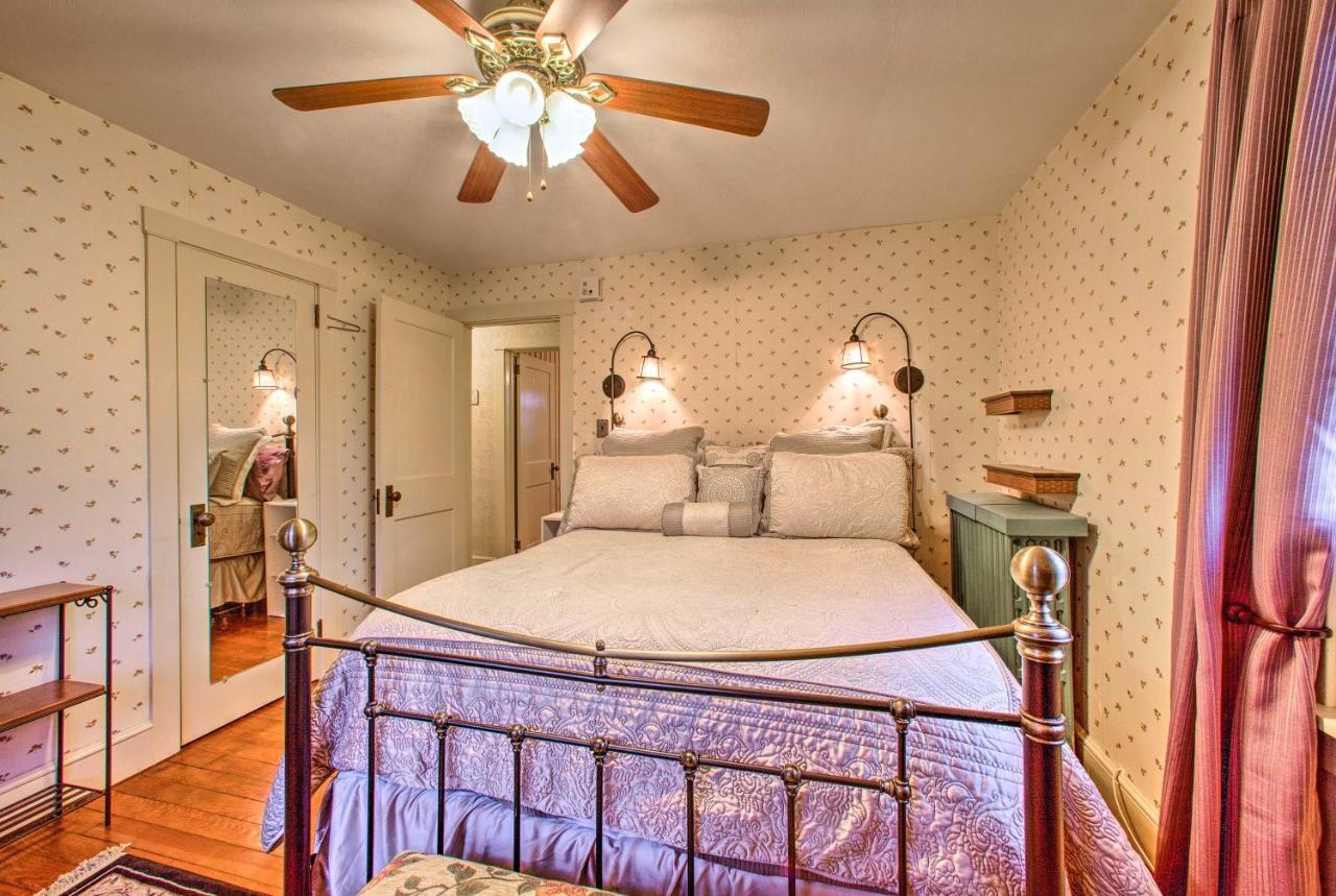 Whimsical Lancaster House With Porch Near Amish Farmヴィラ エクステリア 写真